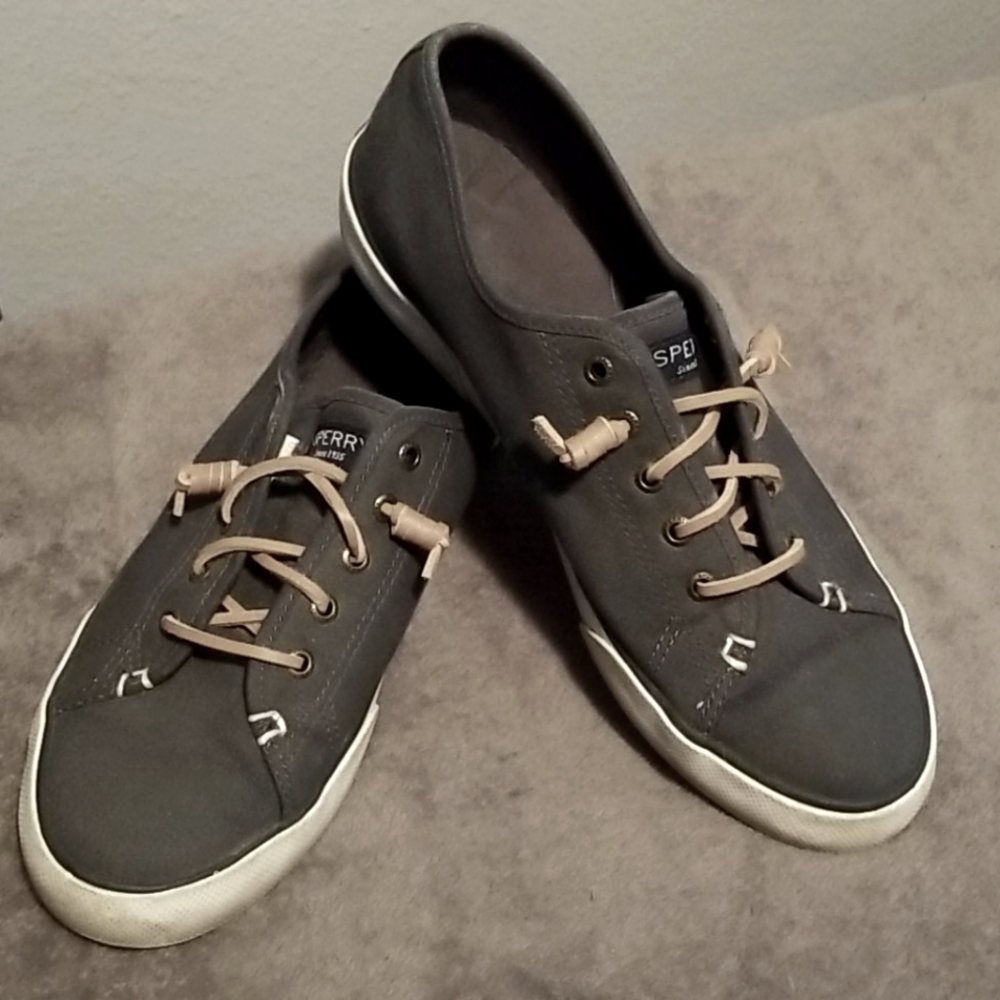 Sperry no tie tennis shoes